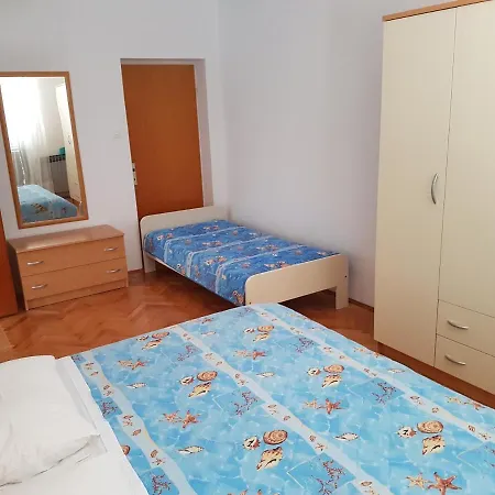 Maki & Suzi Guest house