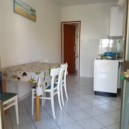 招待所 Maki & Suzi 3*